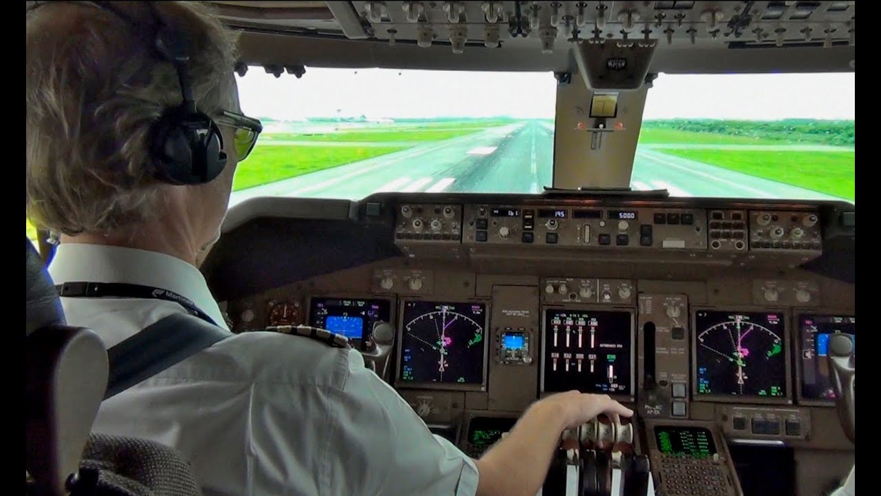 KLM MPH Boeing 747-400F - Take-Off Bangkok and Loading of Cargo Pallets