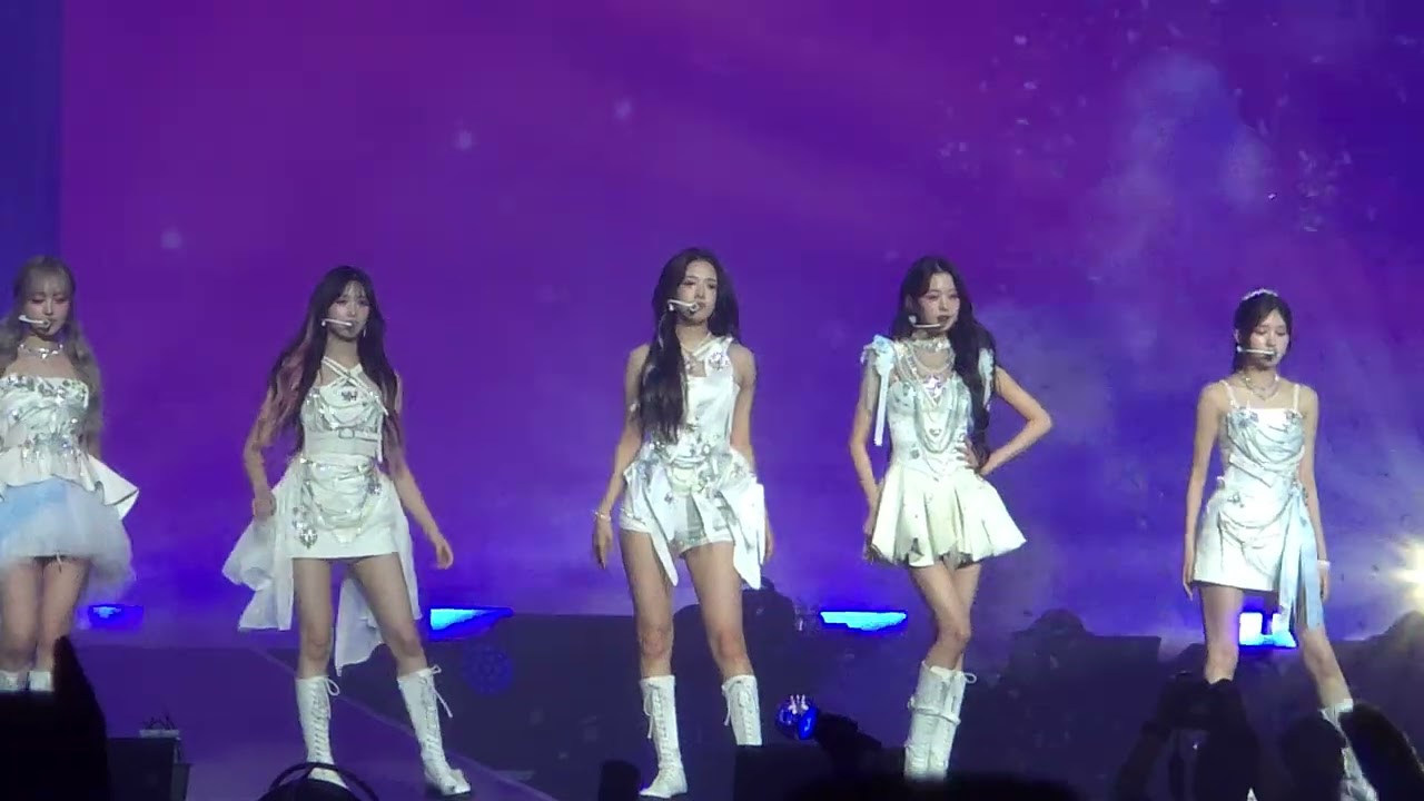 IVE - Intro + I AM | 2024 SHOW WHAT I HAVE IN HONG KONG Day 2 240707