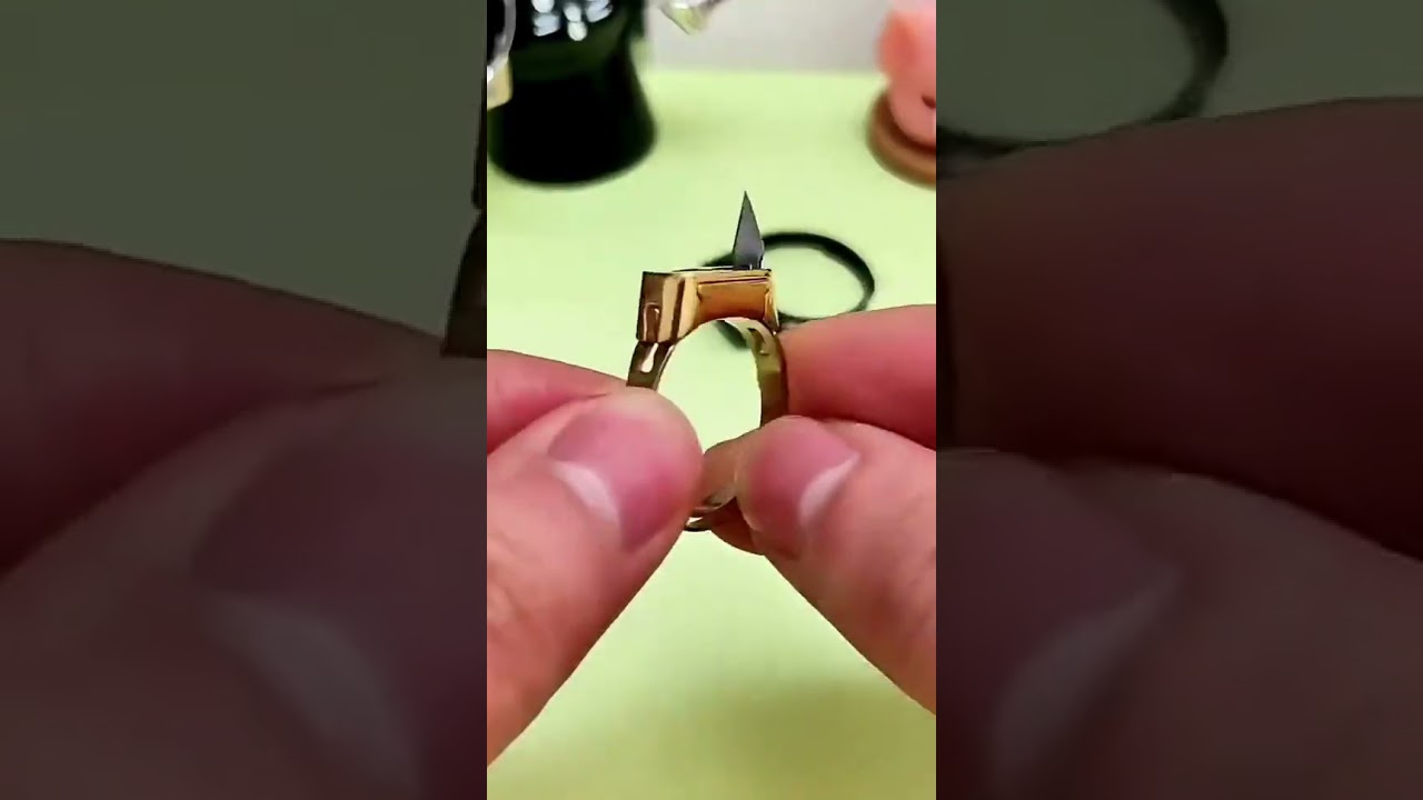 Use THIS Survival Ring made of stainless steel to safeguard yourself!#EmergencyPreparedness #Every
