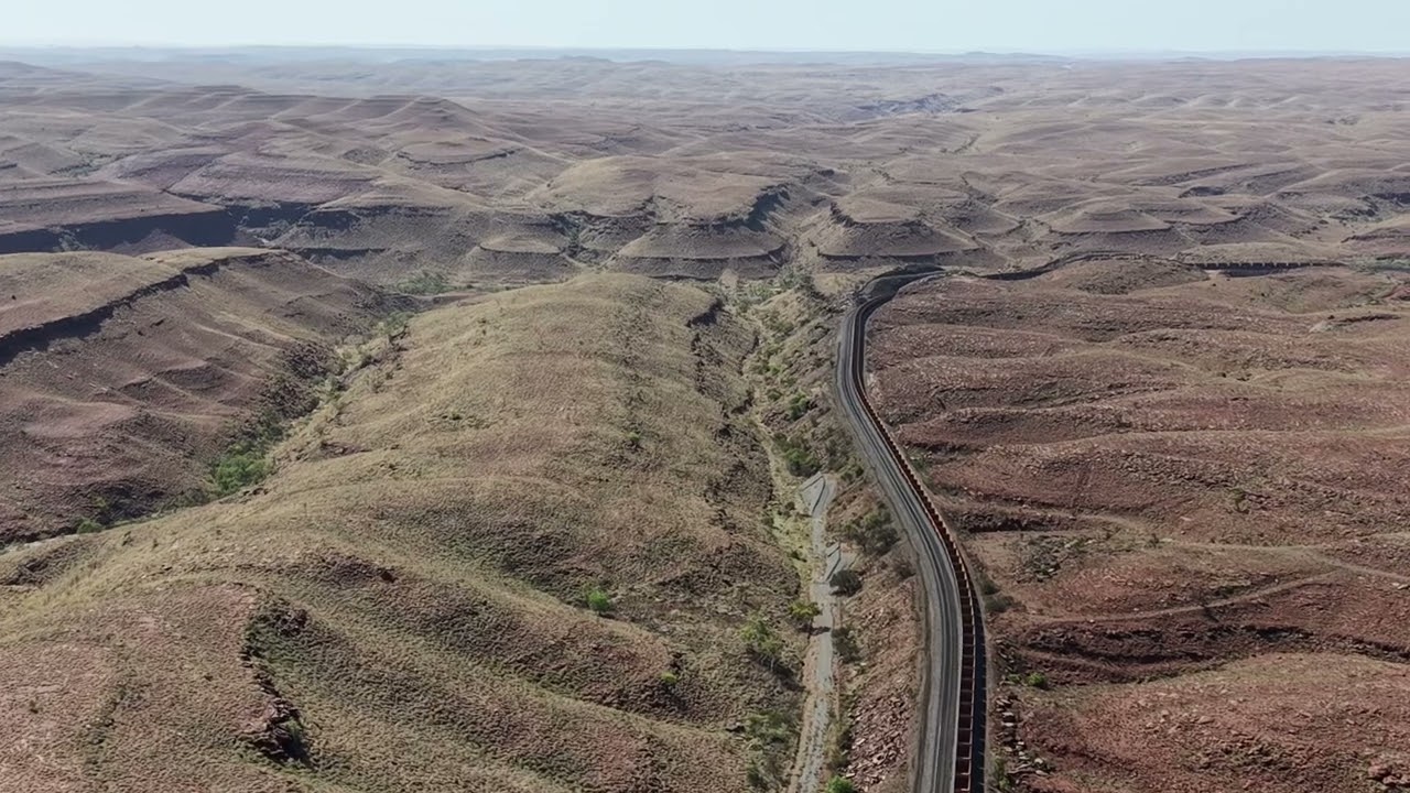 Pilbara Iron Ore train near Horseshoe Gorge 