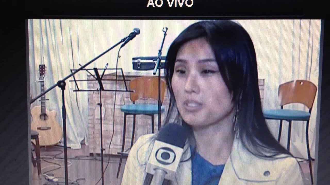 ENFERMEIRA JAPONESA CANTA EM PORTUGUES E SONHA VIVER DA MUSICA NO BRASIL