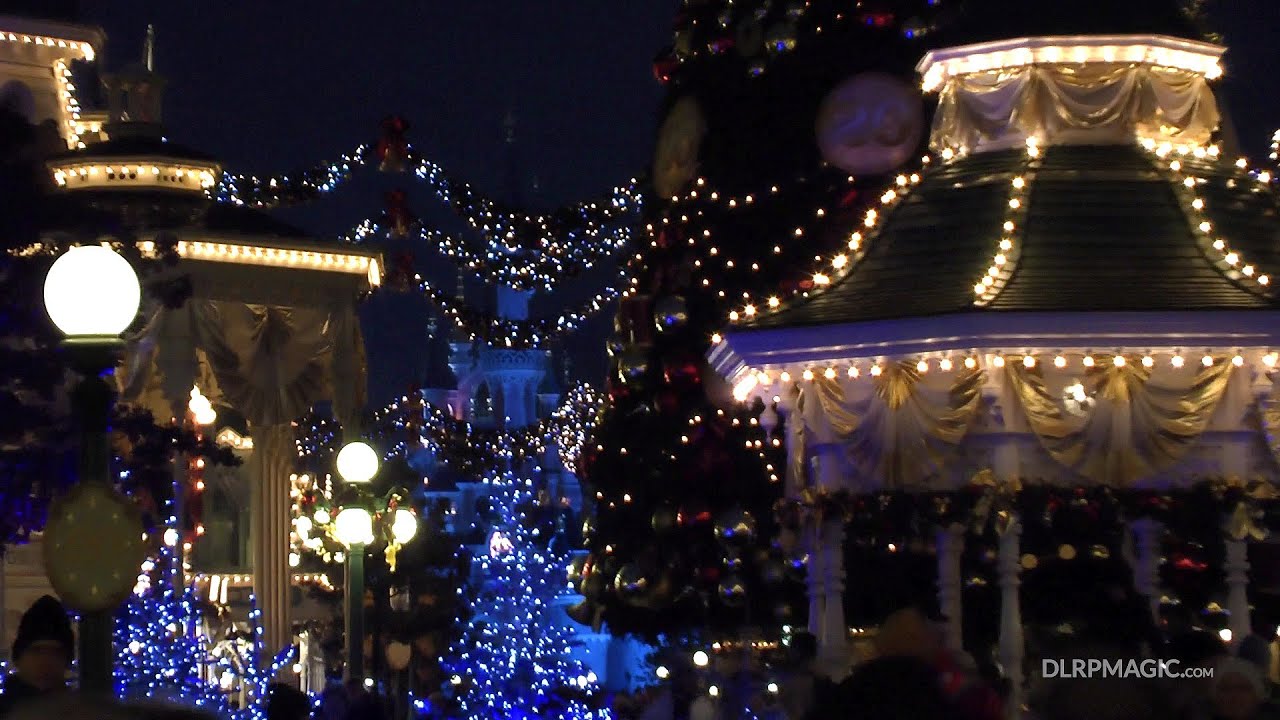 Main Street, U.S.A. Christmas Atmosphere 2012 - Disneyland Paris HD