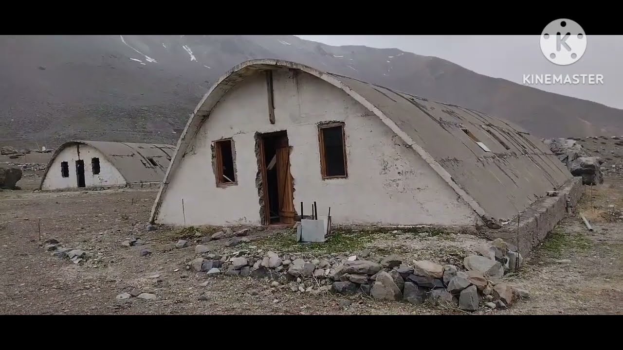 Mira como es un ex  refugio de alta montaña. embalse el yeso.