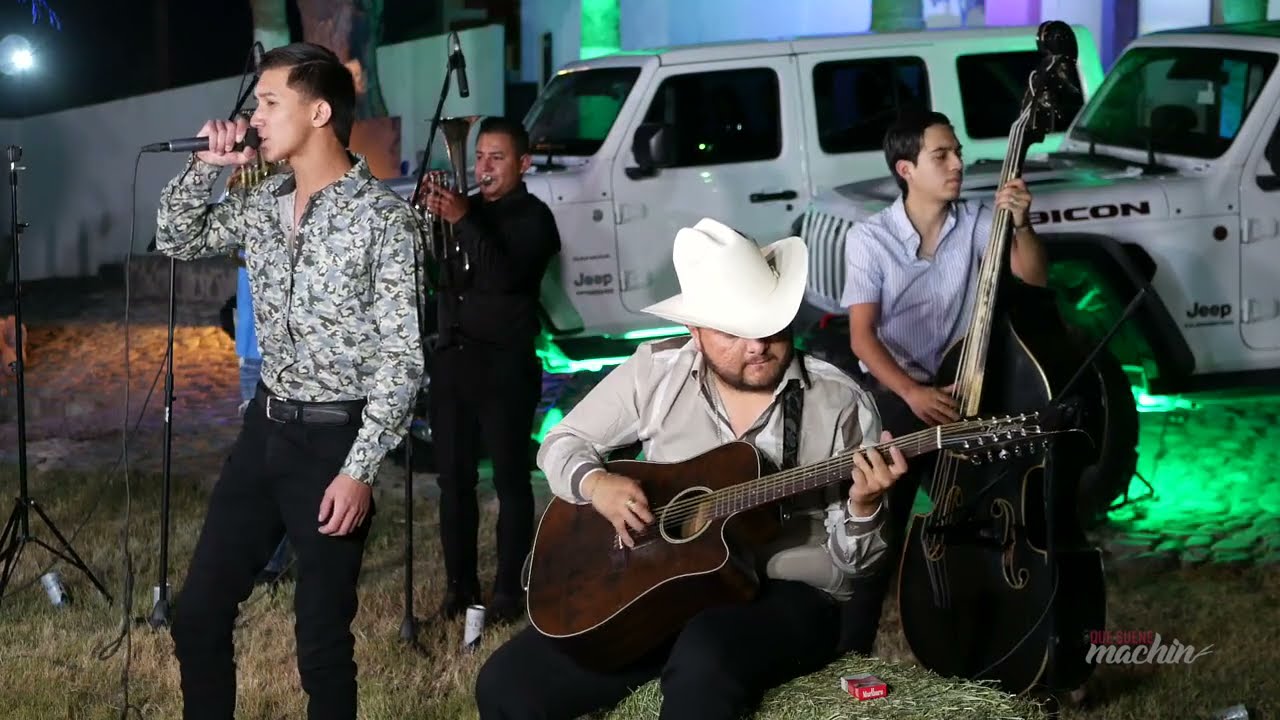 Por Clave El Fresa - Luis R Conriquez, Jovanny Cadena [En Vivo 2021]