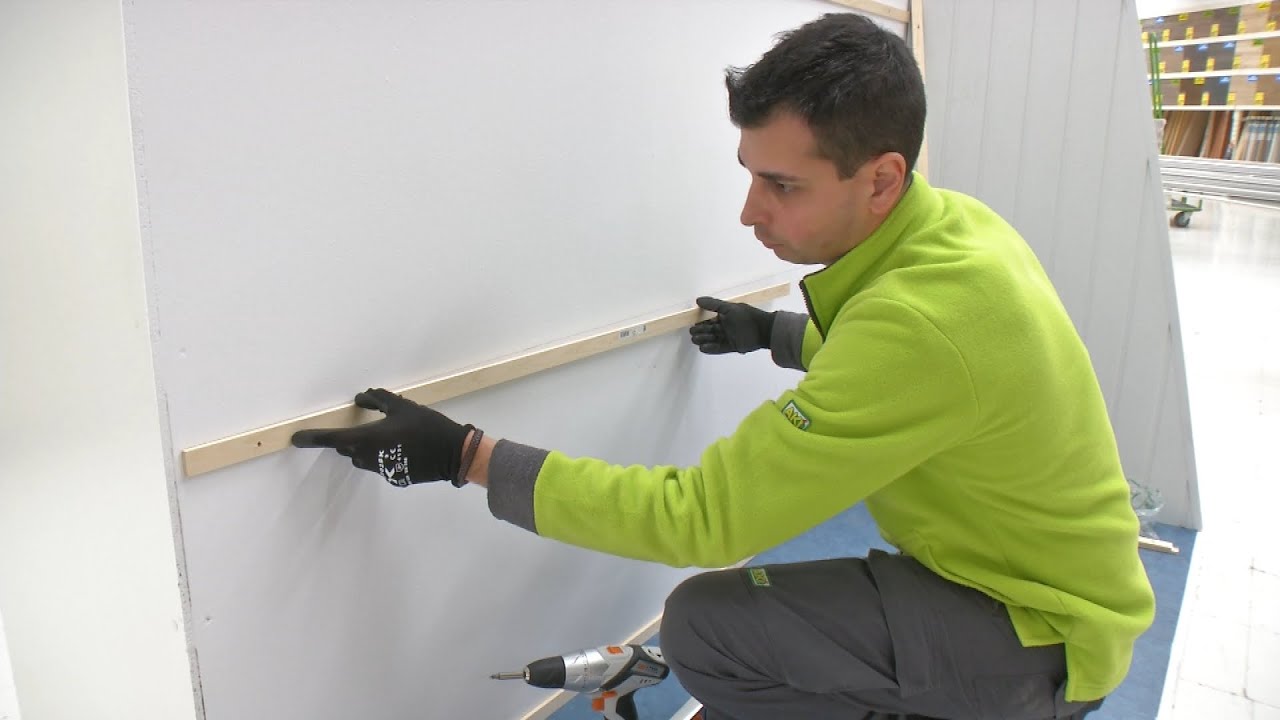 #AKIÉFácil revestir a parede com painéis de lambrim em PVC