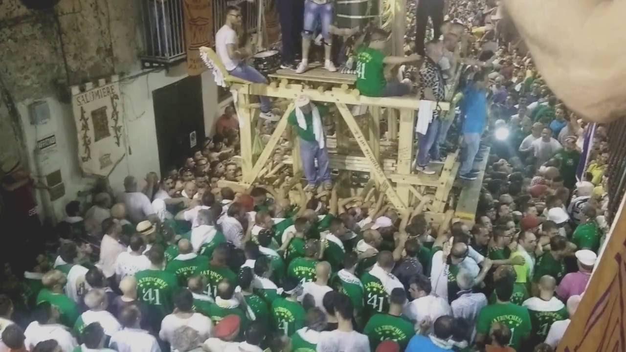 Festa dei Gigli Trinchese girata carceri Nola 2016 - fabbro