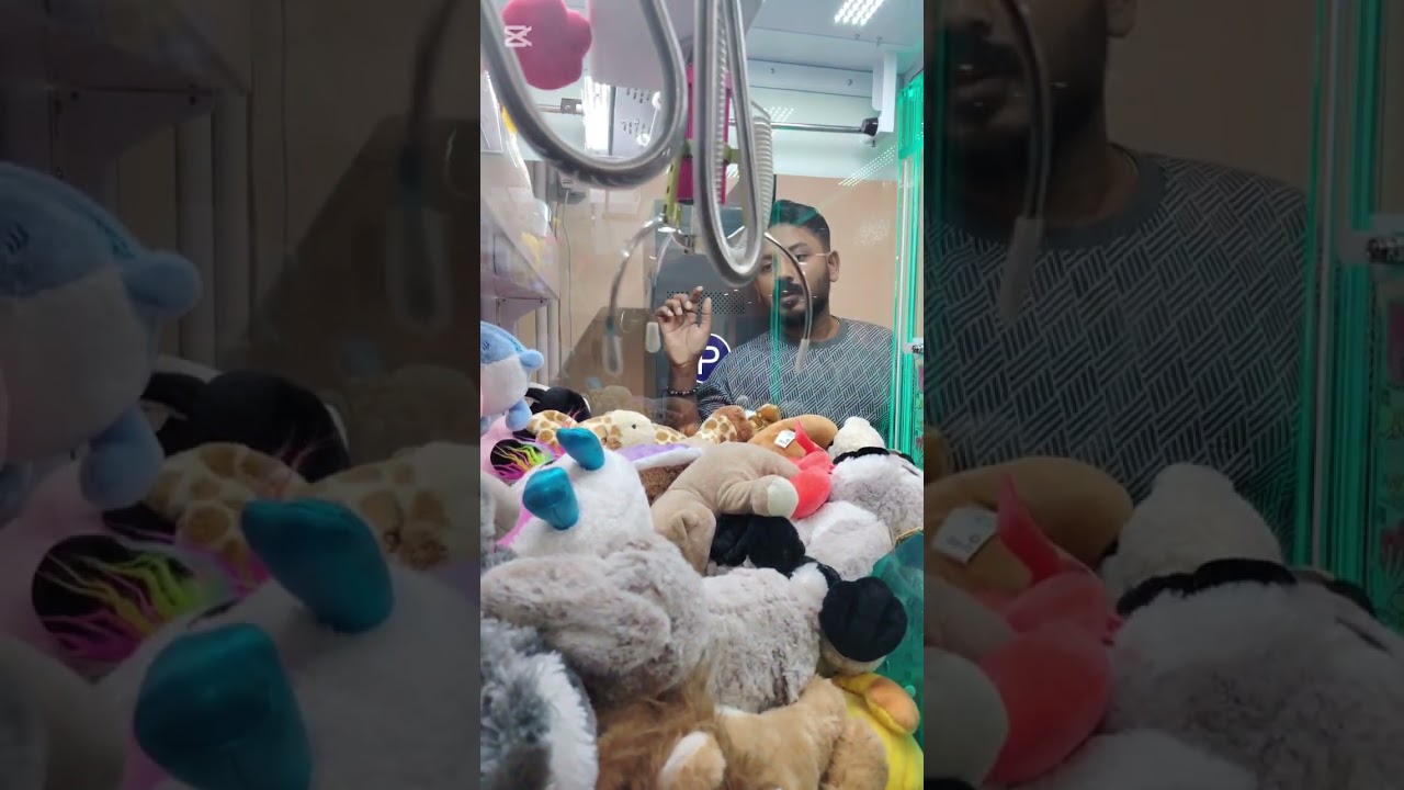 Alwahda mall outing with friends 