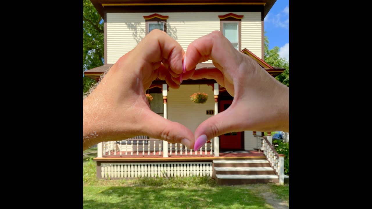 I bought an 1880  Italianate Victorian to restore!