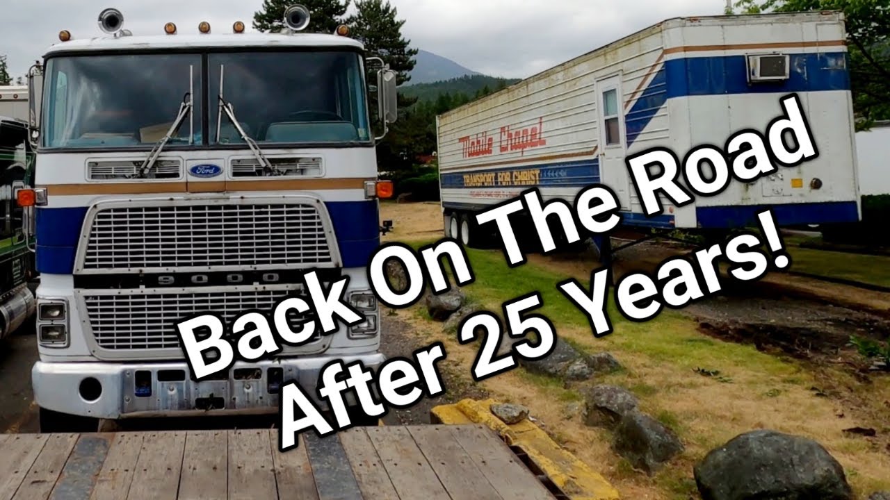 Ford CL9000 Cabover Leaves Truck Stop After 25 Years Parked!