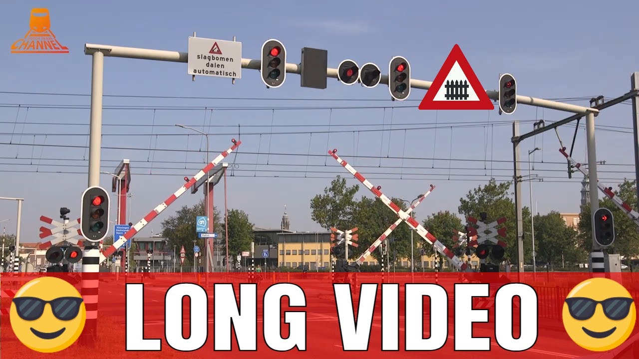 DUTCH RAILROAD CROSSING  - 😎🚂 LONG VIDEO 🚂😎 - - Middelburg -    Schroeweg