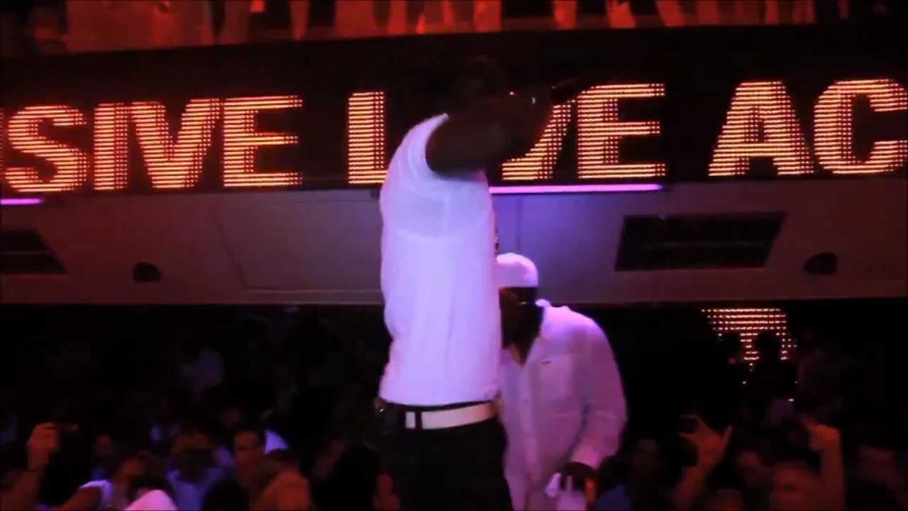 AKON LIVE ON STAGE AT VIP ROOM/ St Tropez