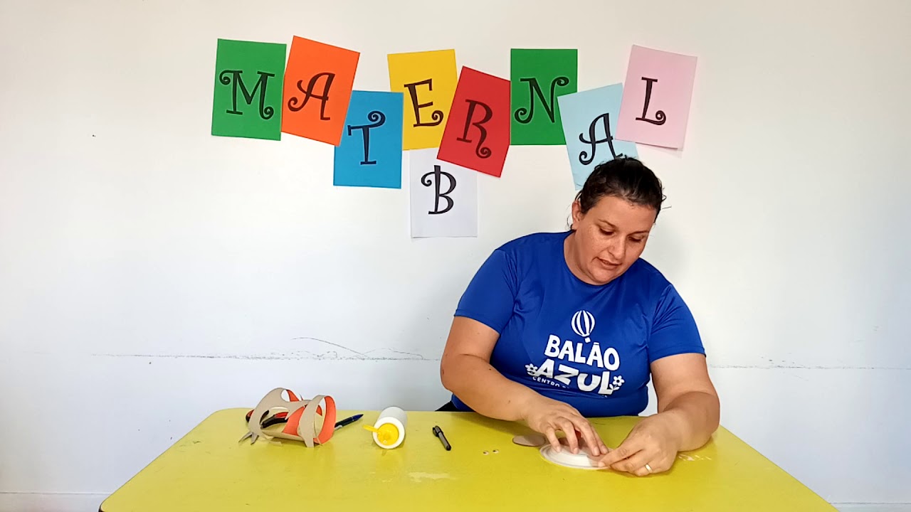 D10 - Confecção do fantoche do Urso filho - Maternal Unidade Matriz