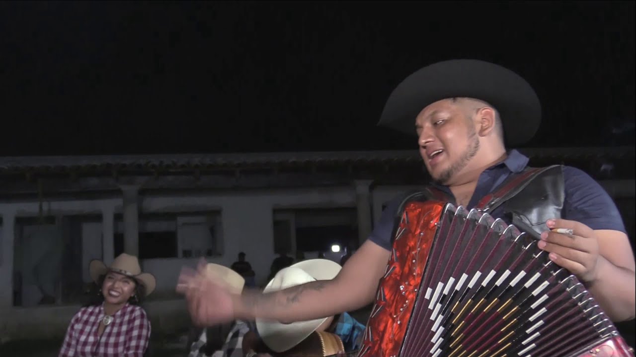 Grupo REY Palomo Ft Alexis Herrera   Rega&ntilde;ando un Acorde&oacute;n 2020