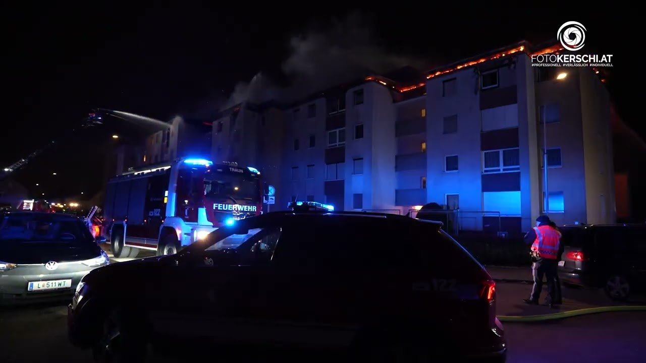 Großbrand in mehrstöckigem Wohnkomplex in Traun in der Silvesternacht 1