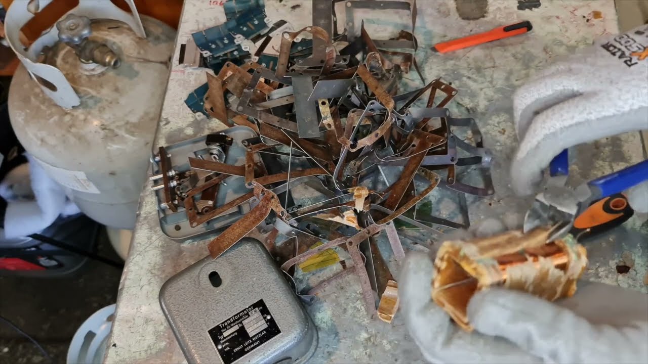 Variable Voltage Transformer Scrap Out - Scrap Breakdown - Metal Recovery - Metal Recycling