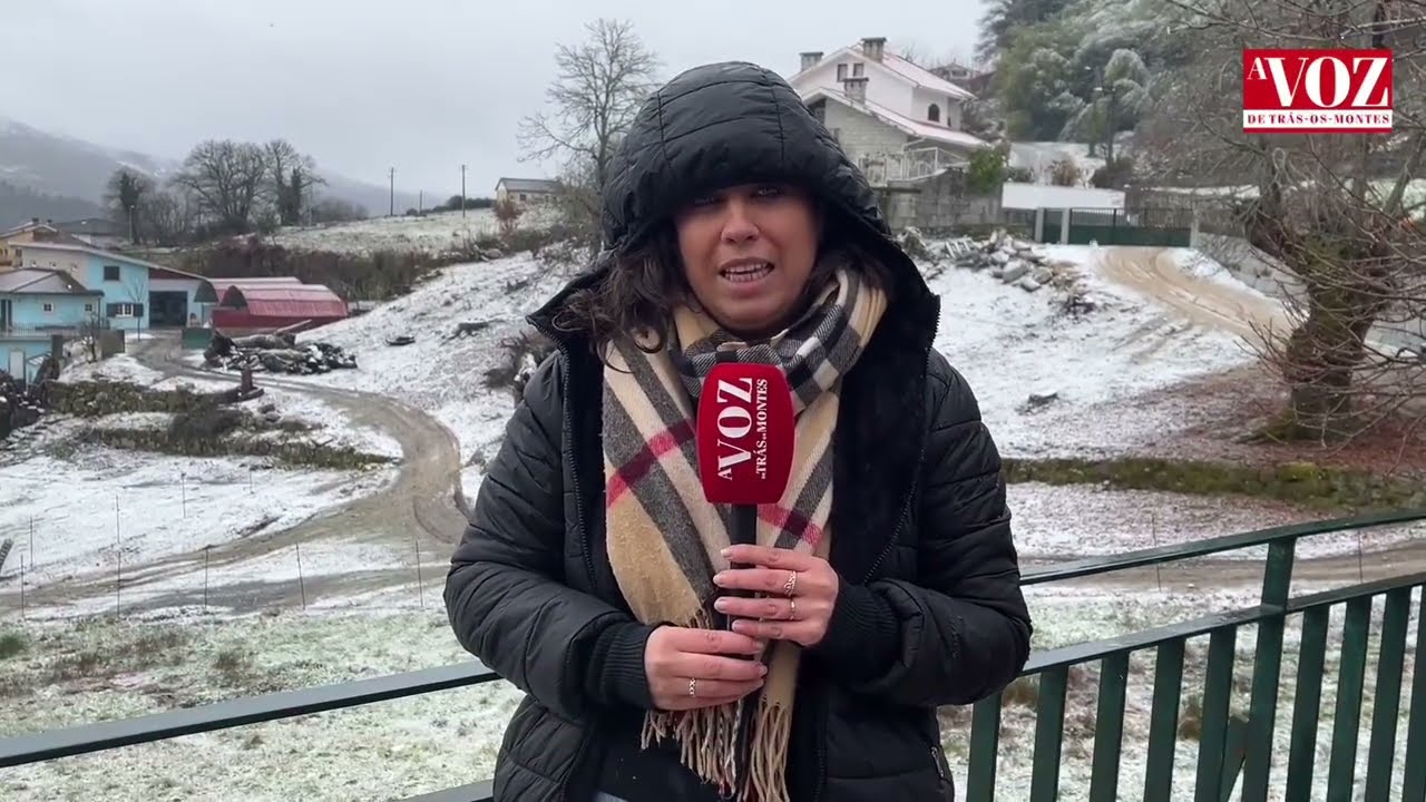 \\ Neve leva ao fecho de escolas e estradas