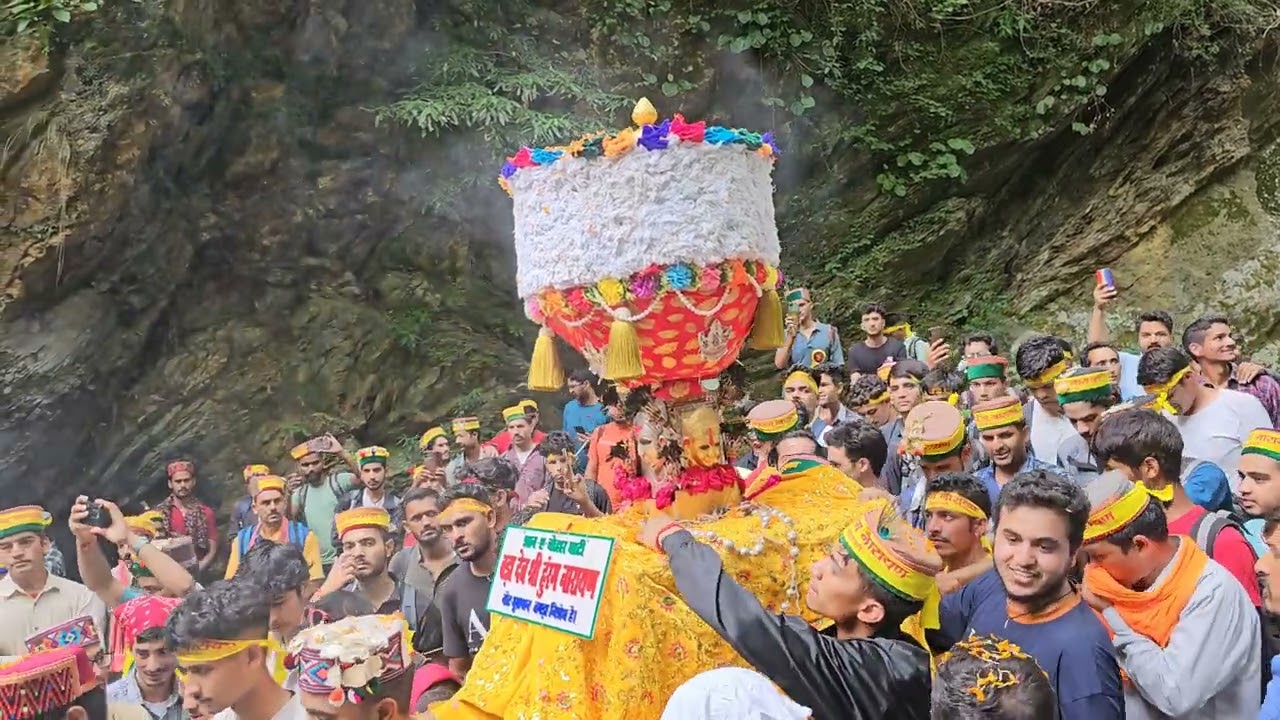 bada dev HURANG NARAYAN KULLU YATRA 2024