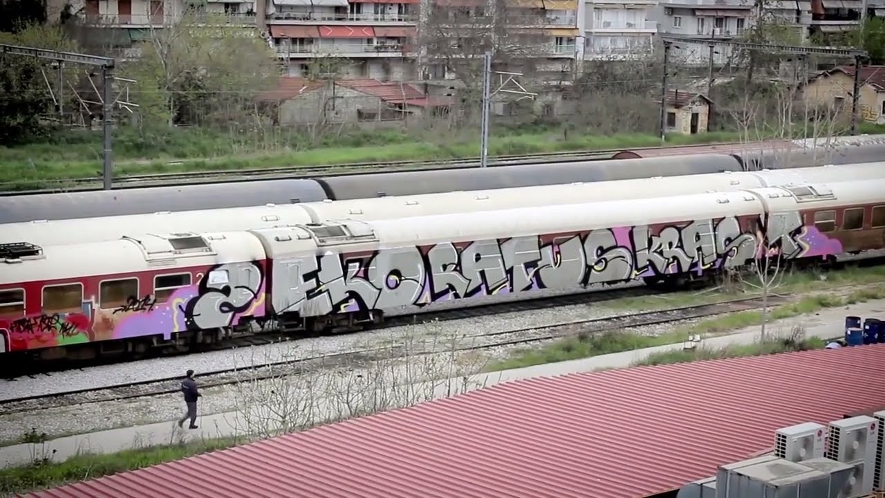 Wholecar hellenic train ose Zeko-Ratus-Krast (intercity train) Graffiti SKG