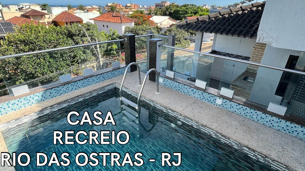 CASA COM 195m A 5 MIN DA PRAIA DE COSTAZUL A VENDA!