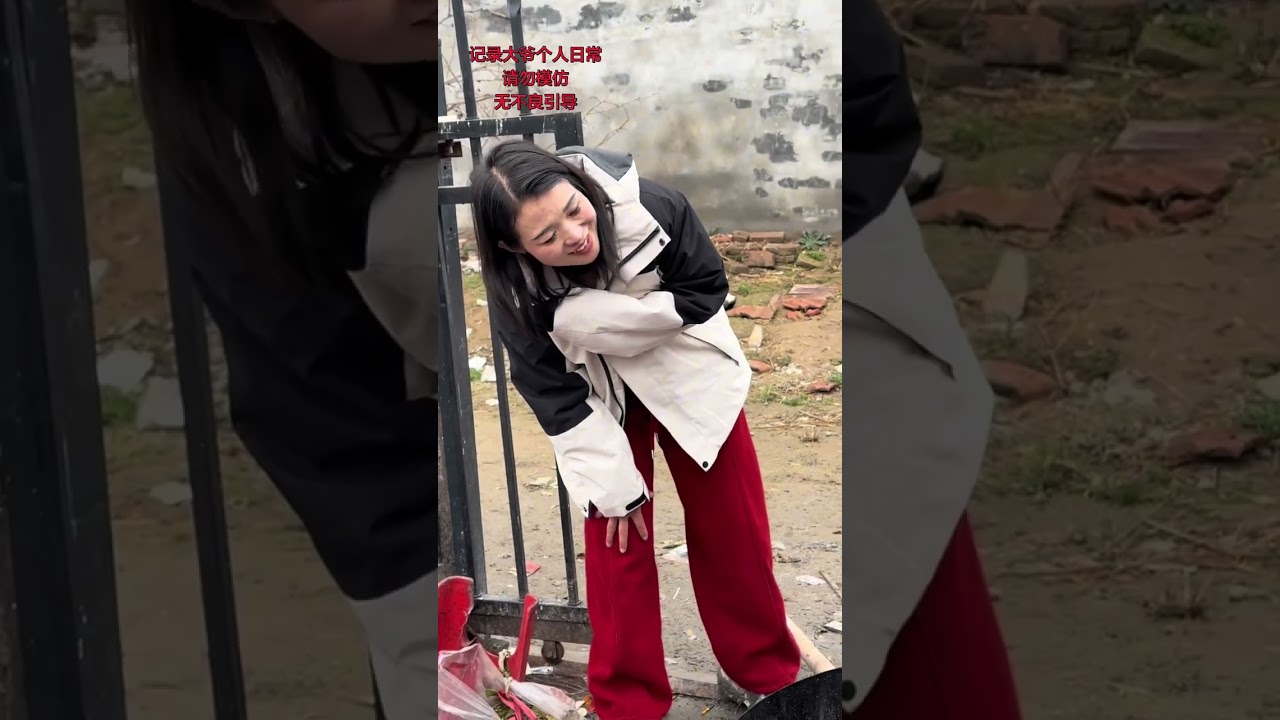 Grandpa Xin Shan Episode 6 Hand-rolled Noodles records the grandpa s personal daily life.