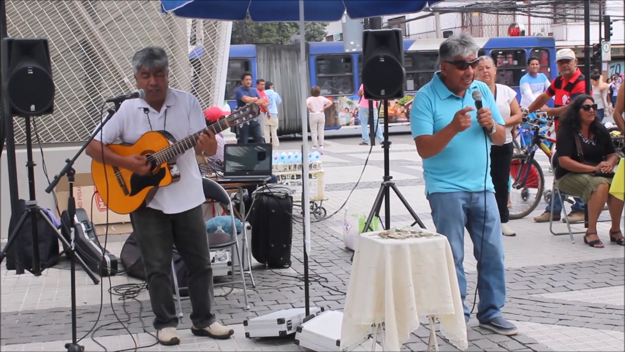 Hermanos Vargas - En La Cruz
