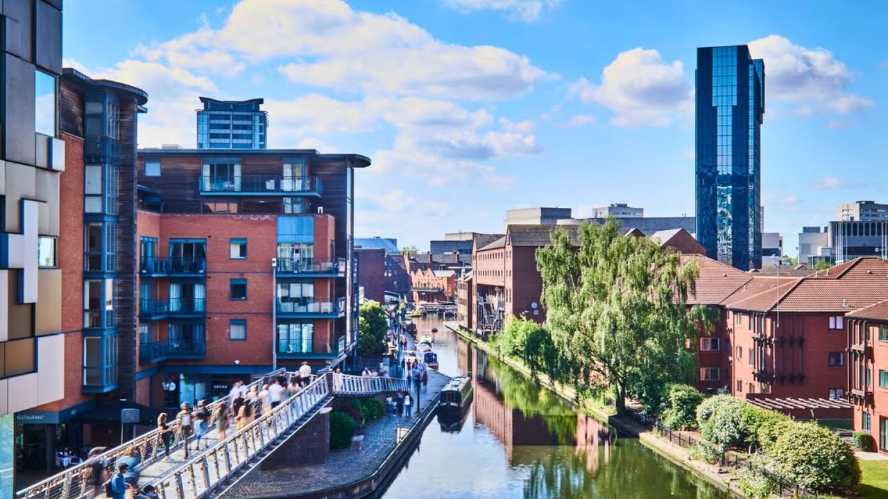 Birmingham, UK: um passeio pela cidade atemporal