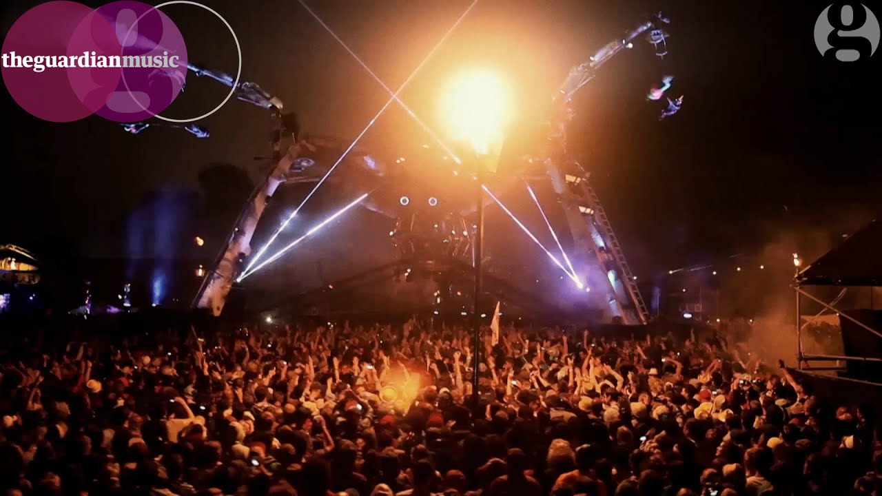 Glastonbury: from naked in 1970 to full of front in 2015
