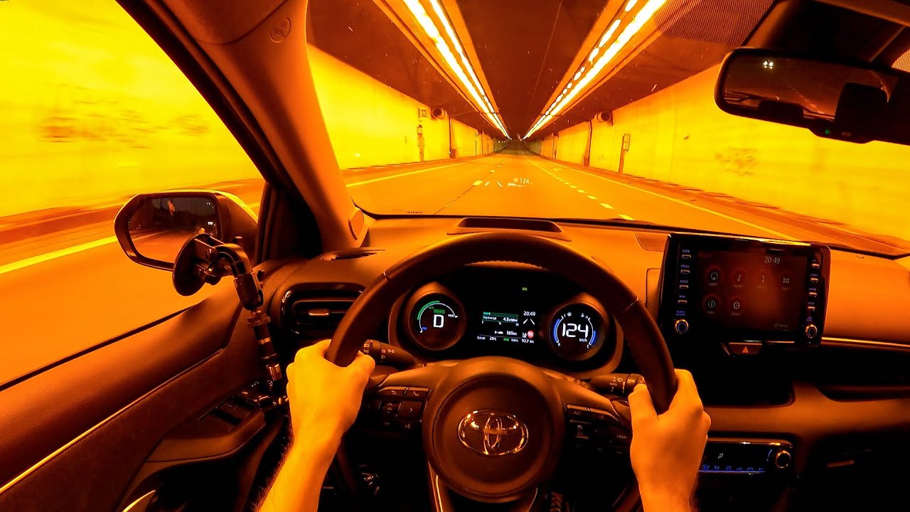 2021 Toyota Yaris Hybrid Night POV Test Drive: 1.5 VVT-iE Iconic 116 PS / 114 HP