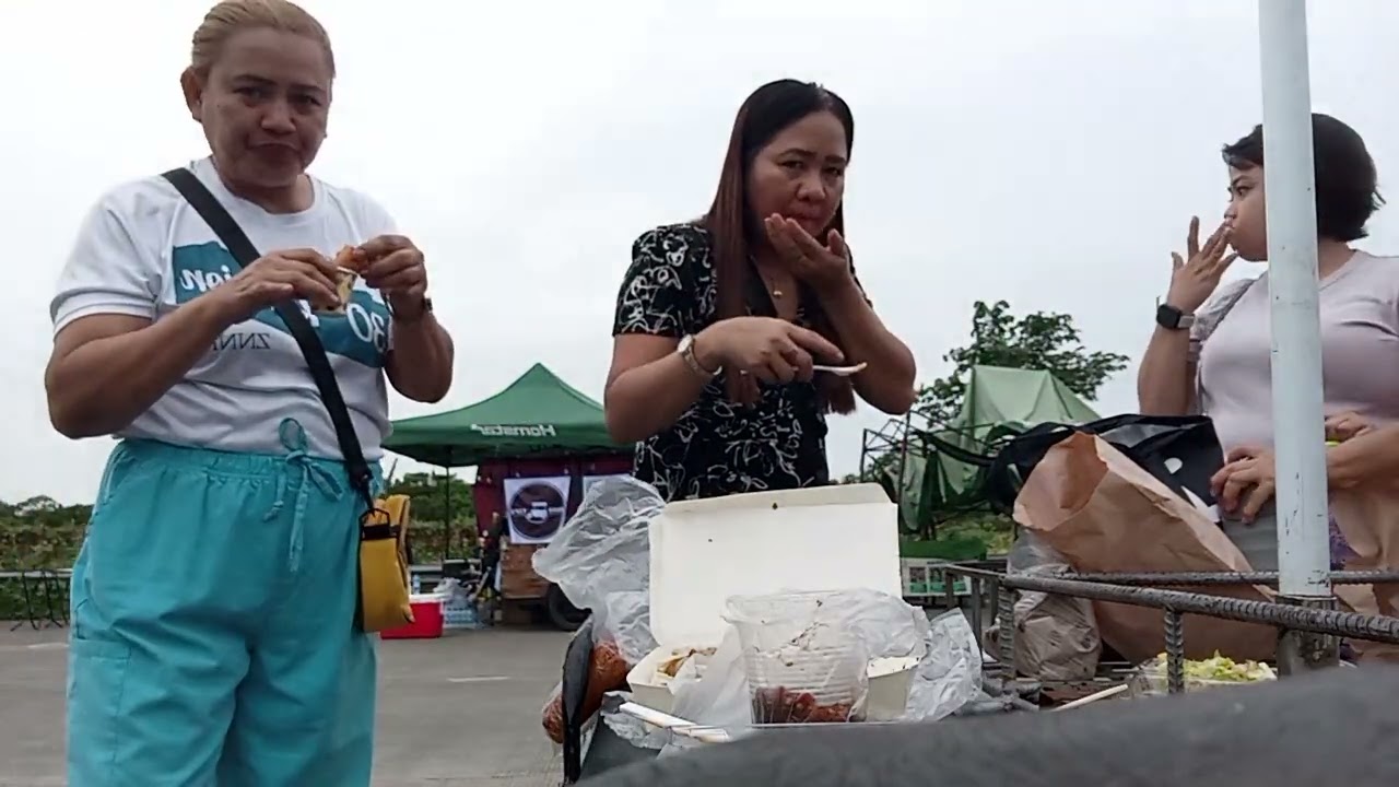 Mga kasipag...food trip...bday KC NI Kasipag fer... salamat SA Mga nagpa food trip