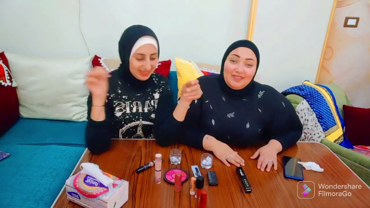 تحدي فم عين او خد مع صحبتي بهدلنا نفسنا😂🔥