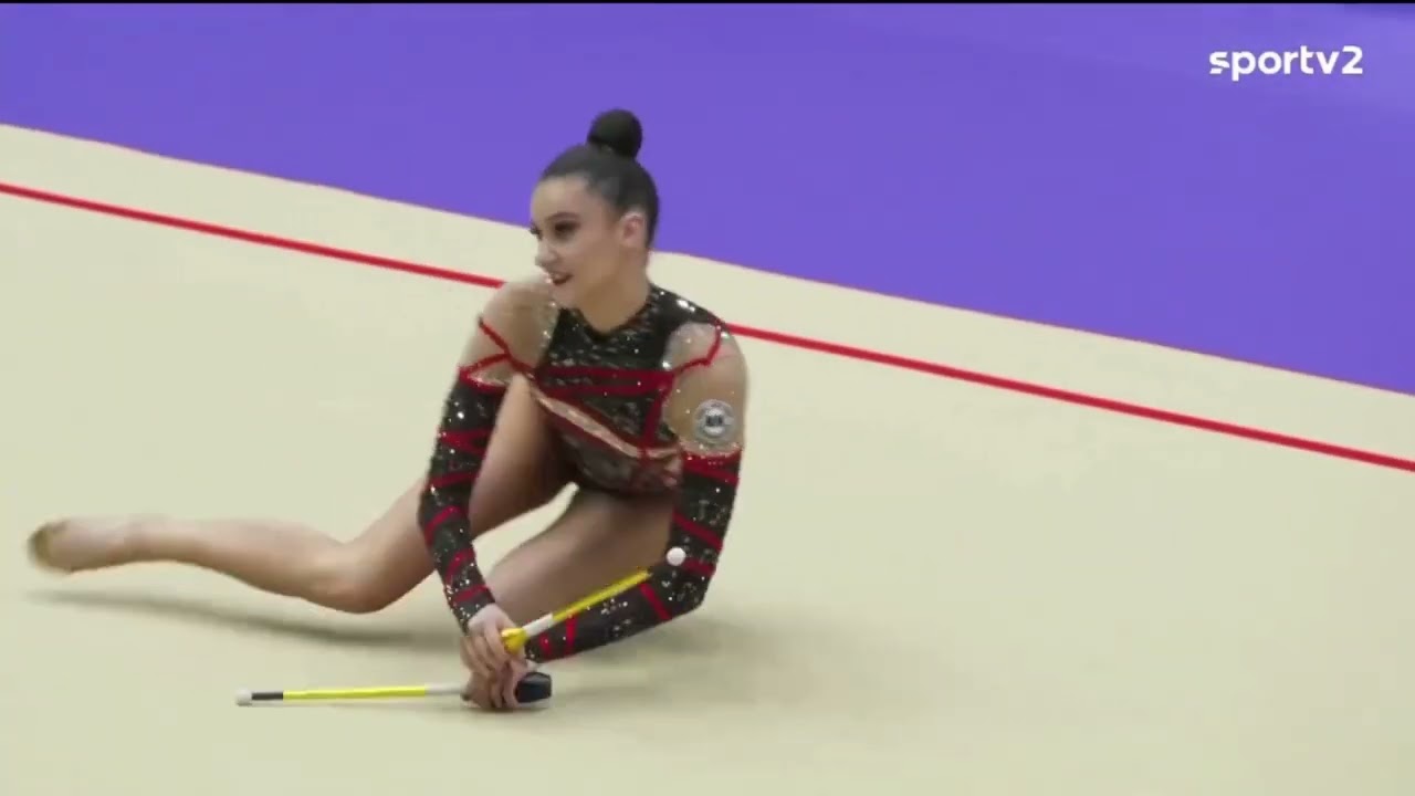 🥇 Alina HARNASKO (AIN) - Belarus - 29.100 - Clubs (Maças) Final - WCC Portimão 2025