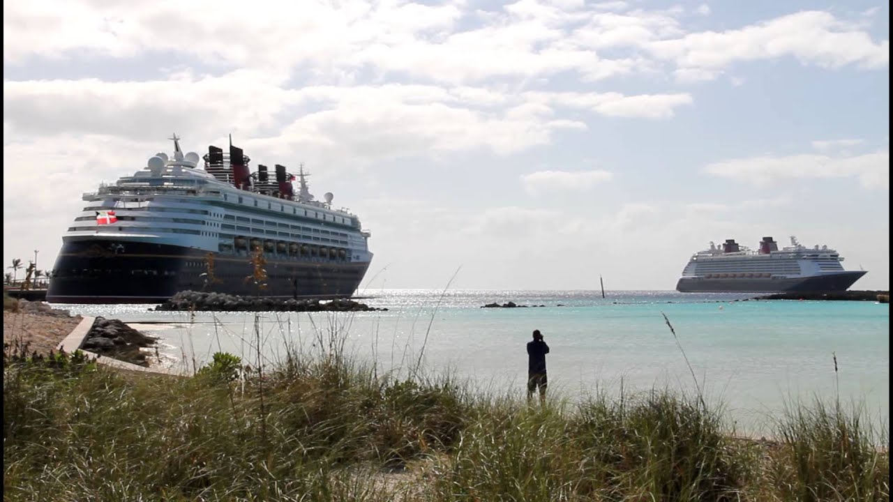 Disney Magic vs. Disney Dream Horn Battle at Castaway Cay