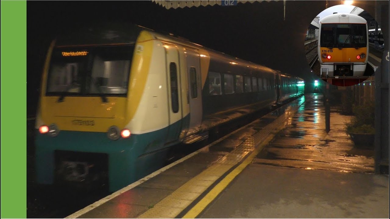 Class 175s at Carmarthen
