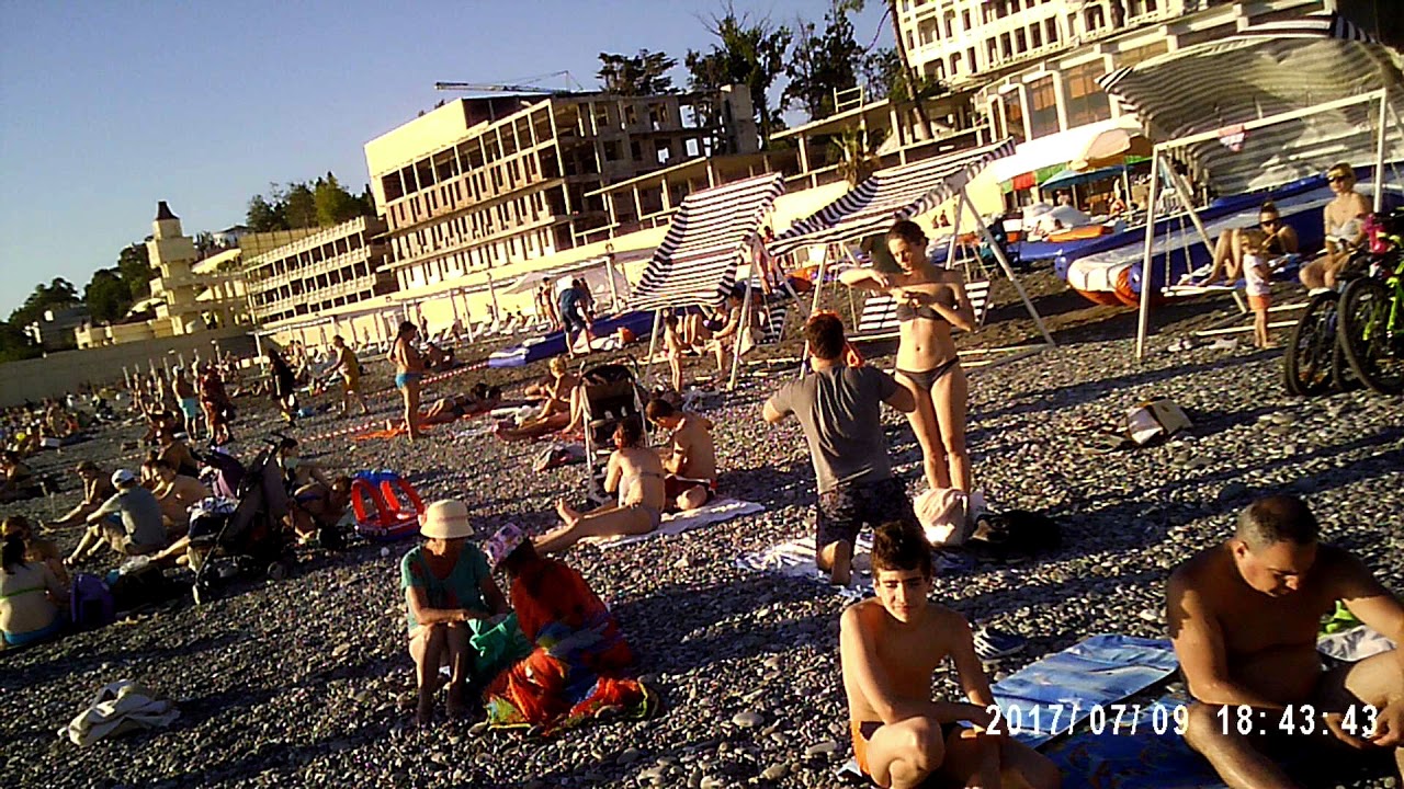 Пляж Ривьера: Курортные будни