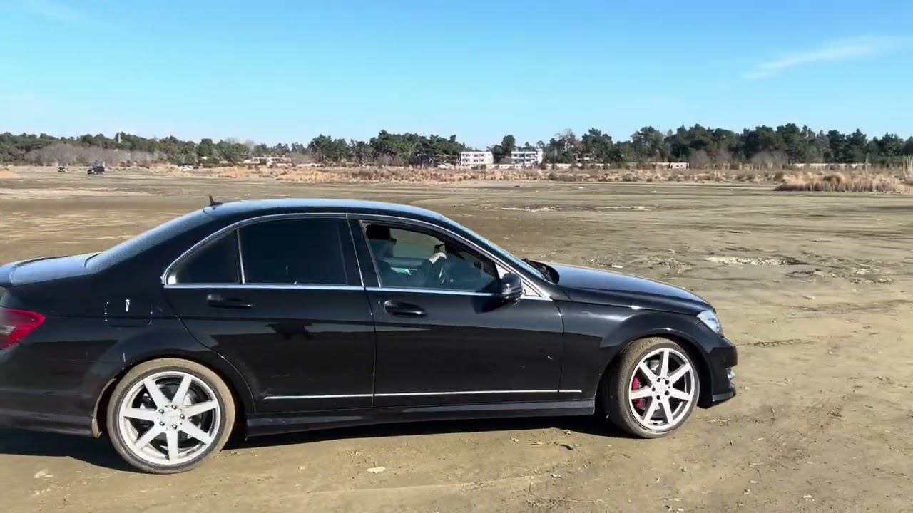 Benz W204 C200K ESP OFF on Sand
