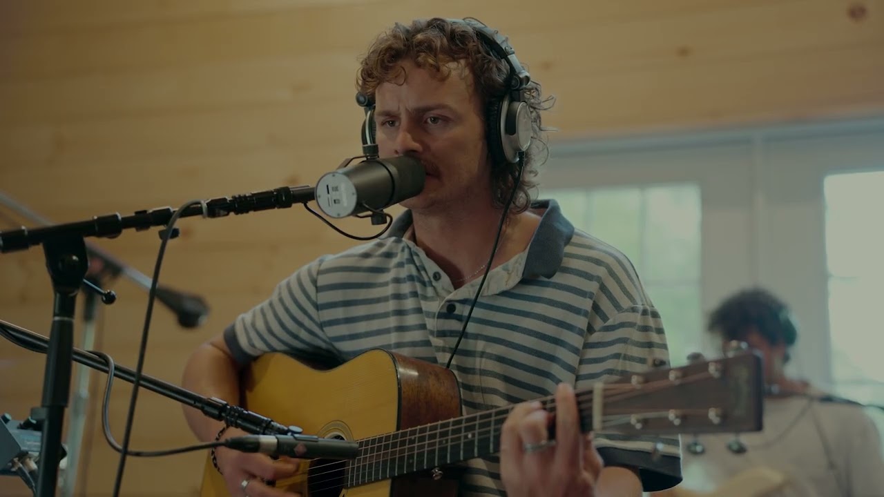 Evan Honer - Snowbank Blues (live from the ugly white house)