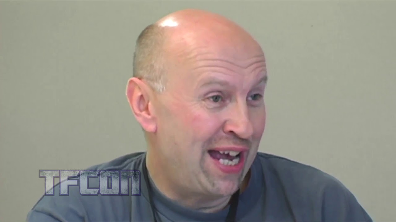 Transformers' Simon Furman talks about TFcon with Evantainment.