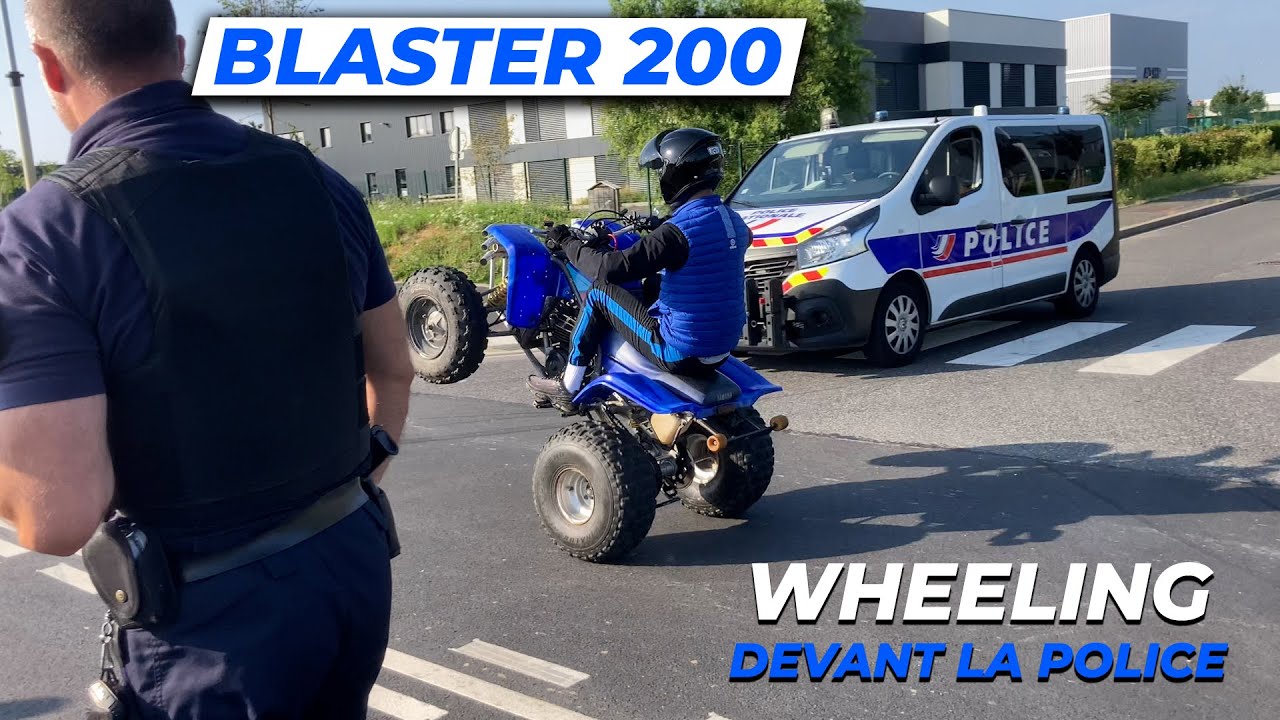 Il achète un blaster 200 et fait un wheeling devant la Police 😂