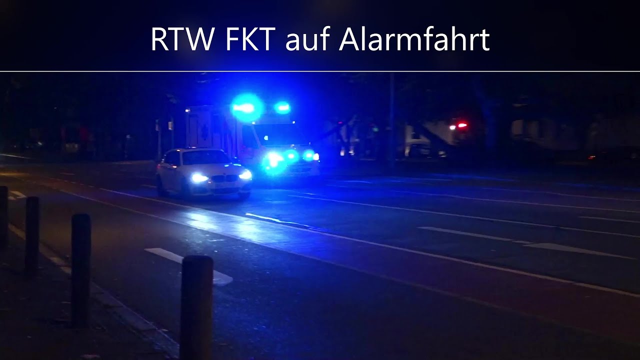 [U-Turn] RTW 1 FKT Osnabrück auf Alarmfahrt bei Nacht