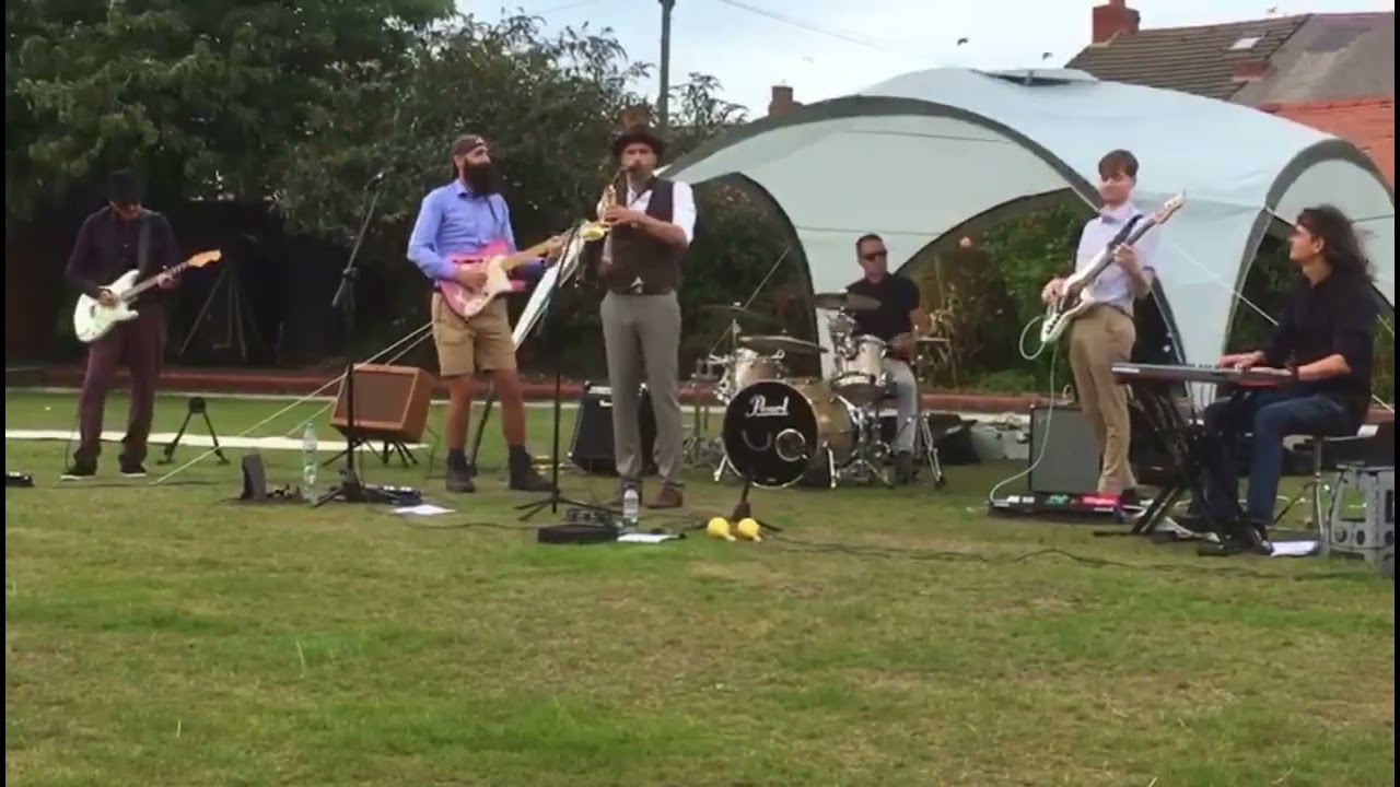 Brother Rabbit - Moondance (Van Morrison Cover)