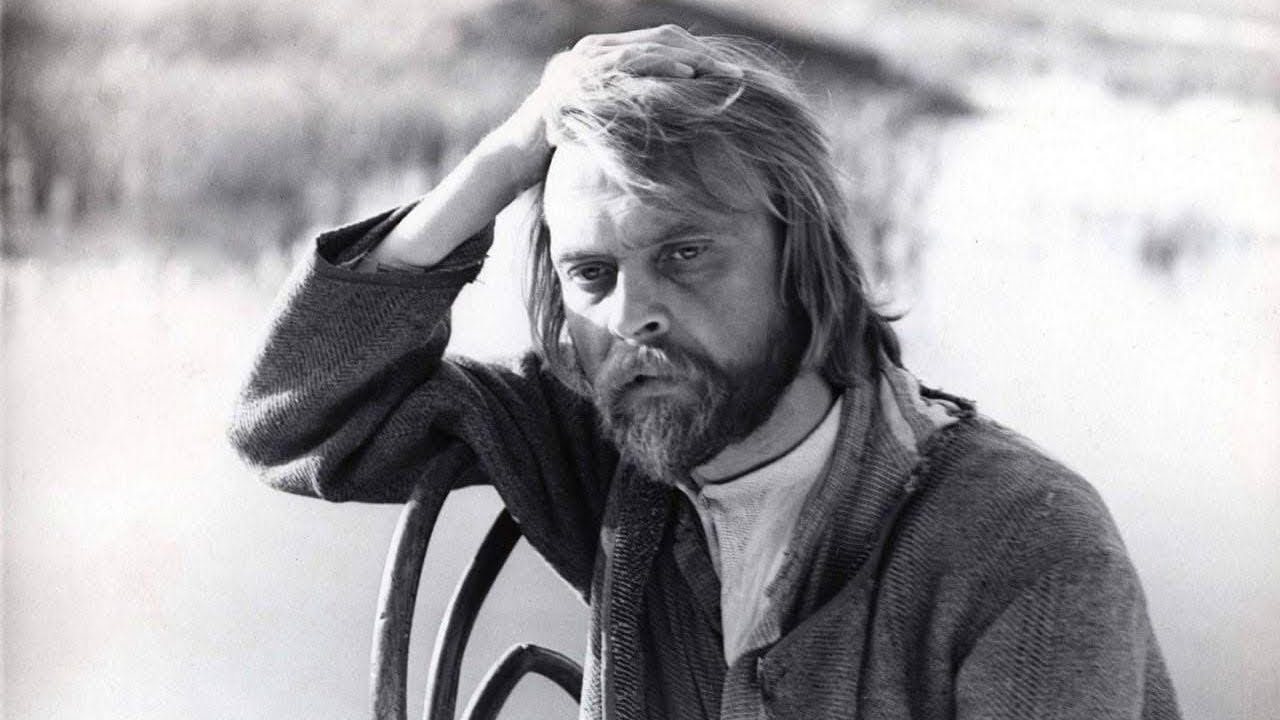 Не знятий кадр не зіграної ролі….                         Іванові Миколайчуку…. ✍🏻 Ліна Костенко