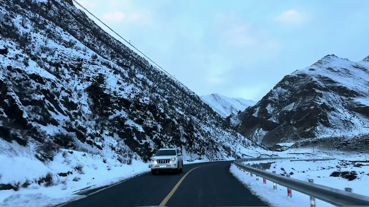 一个人在西藏狂飙600公里，黑夜翻越3座海拔5000米的雪山，最终还是高反了，半夜十二点的西藏山路上看到狐狸和野狼还有自己孤独而勇敢的心