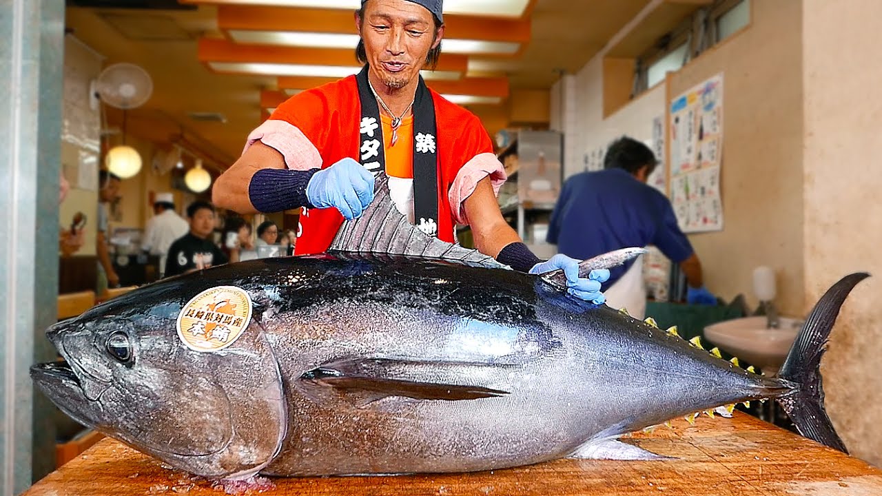 日本路邊小吃  - 藍鰭金槍魚切割秀和生魚片餐