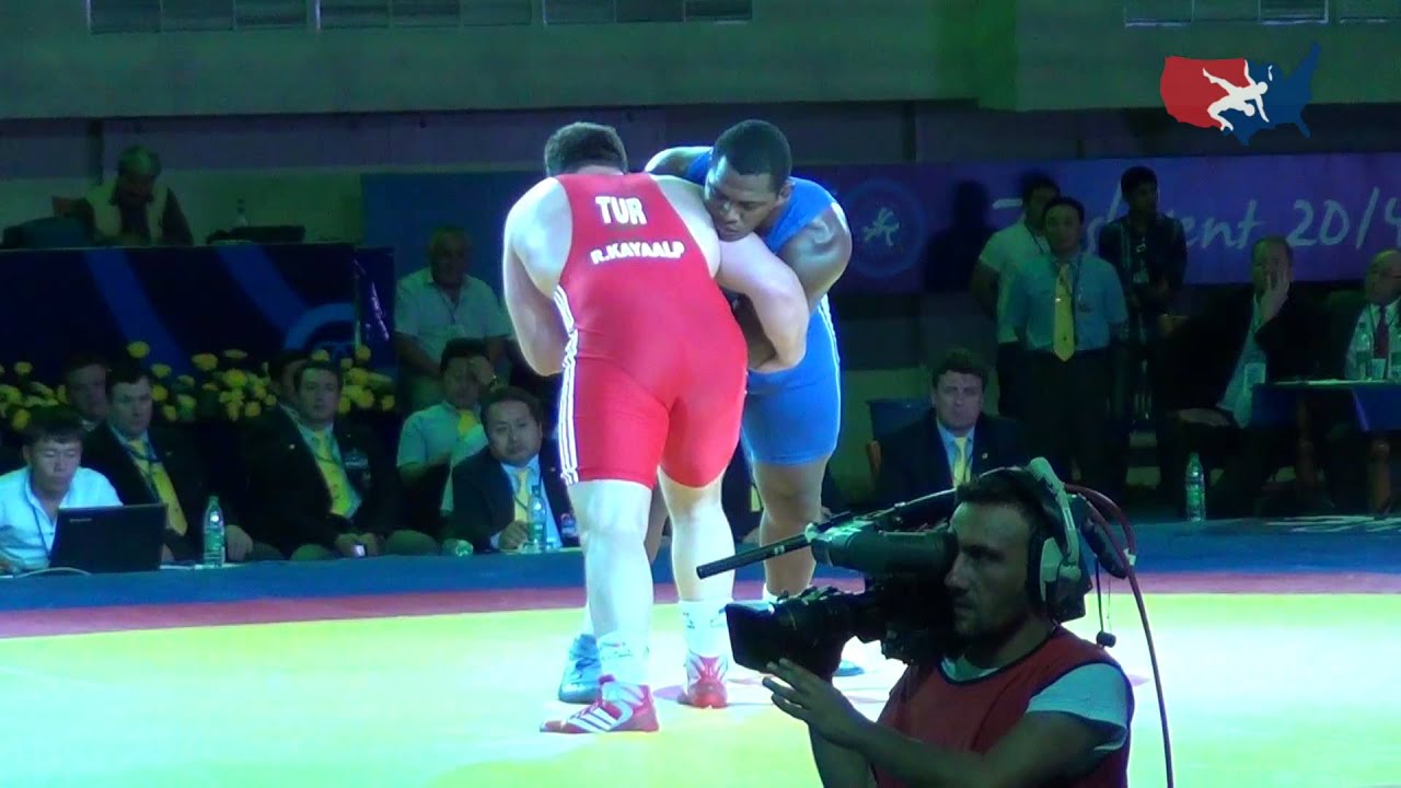 130 KG Finals - Riza Kayaalp (TUR) vs Mijain Lopez (CUB)