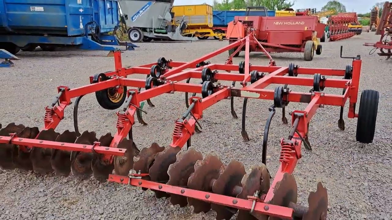 VADERSTAD 10ft 3 metre Cultus Pigtail Stubble Cultivator - Walkaround
