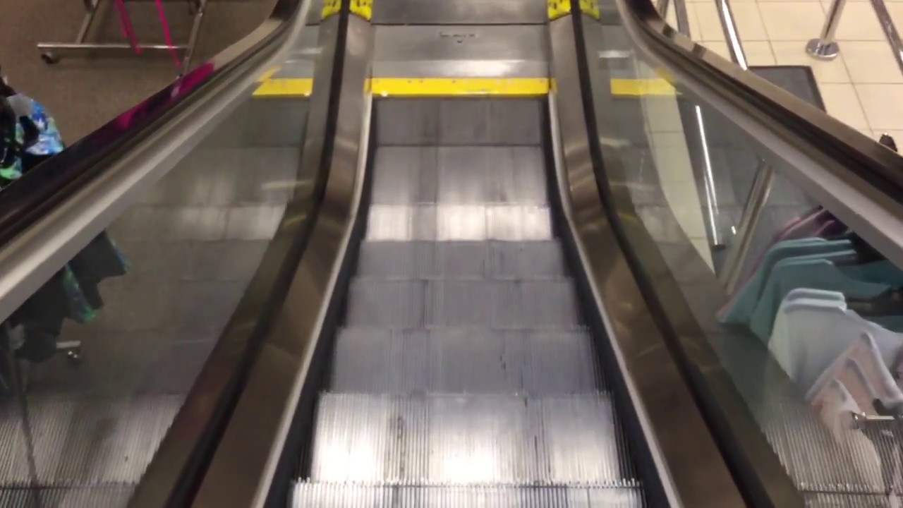 STORE CLOSED! Schindler Escalators At Former Sears Wolfchase Galleria In Memphis, TN
