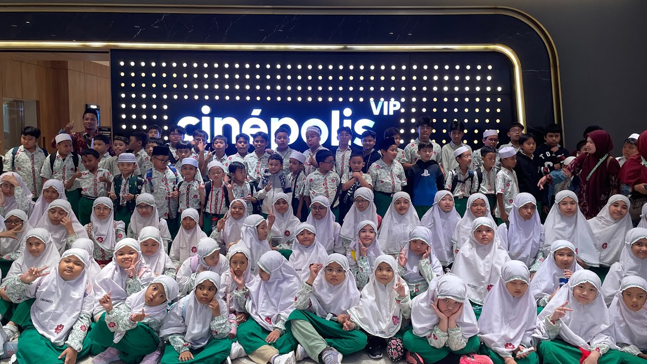Nobar Film Buku Harianku Siswa Siswi SDIP AL HAMBRA