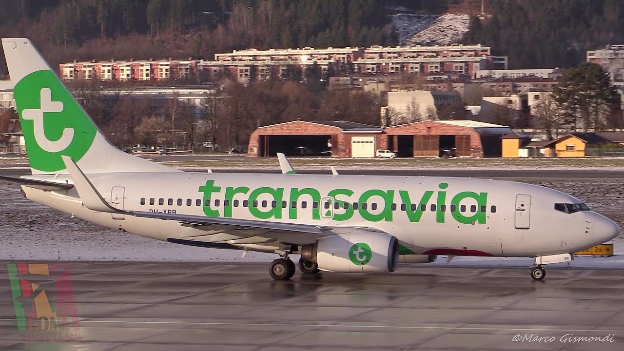Transavia Boeing 737-700 taxi & takeoff at Innsbruck Airport INN/LOWI