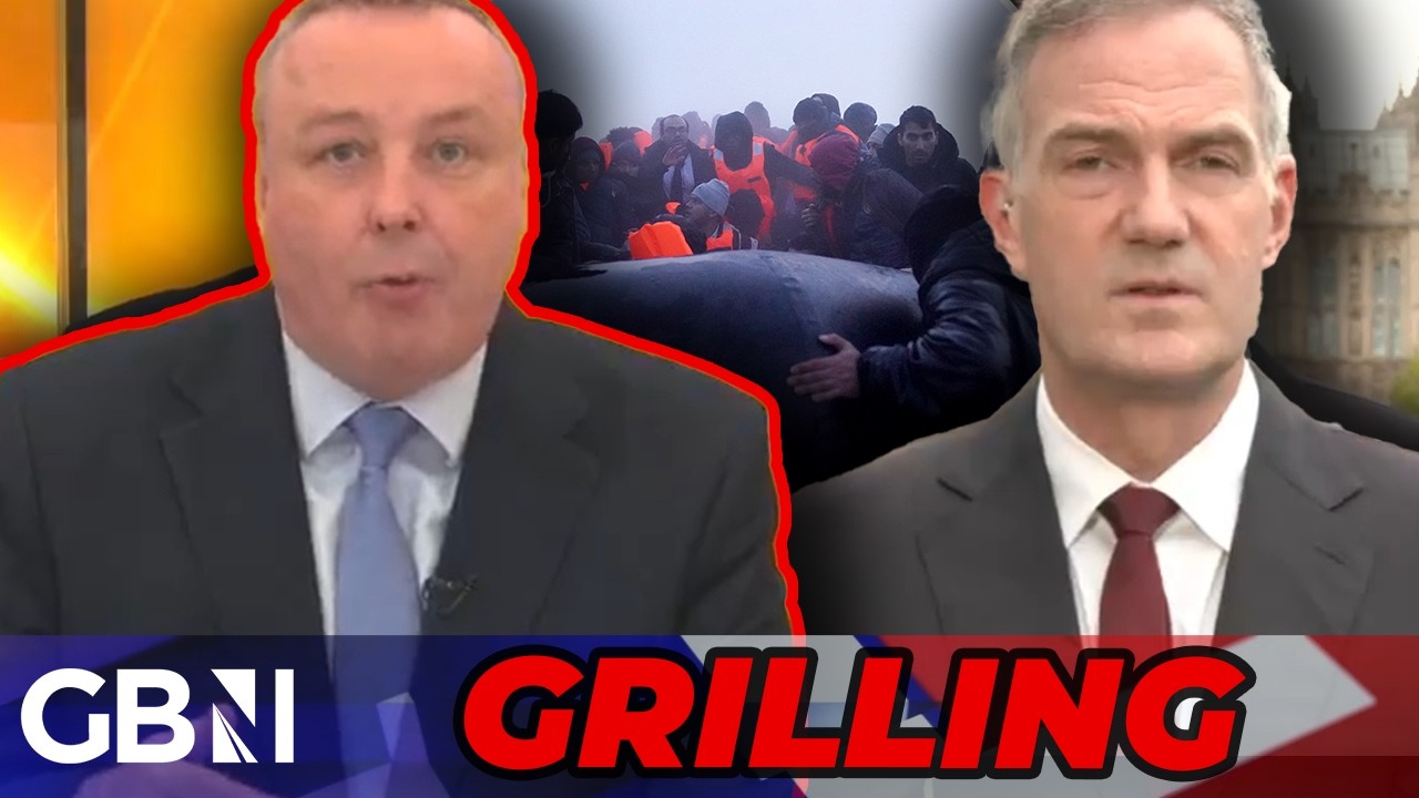 Министра труда раскритиковали по поводу кризиса с маломерными судами: &laquo;Зачем мы платим французам ...