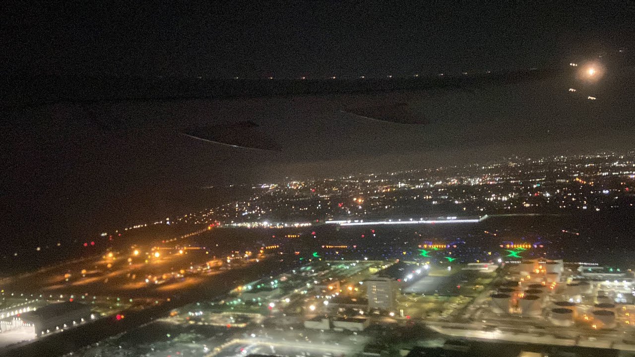 United Airlines Boeing 777-200 Pushback, Taxi and Takeoff from Los Angeles (LAX)